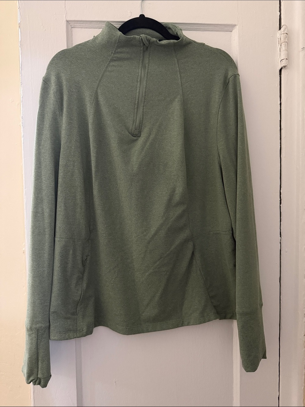Danskin Sage Green Long Sleeve Pullover